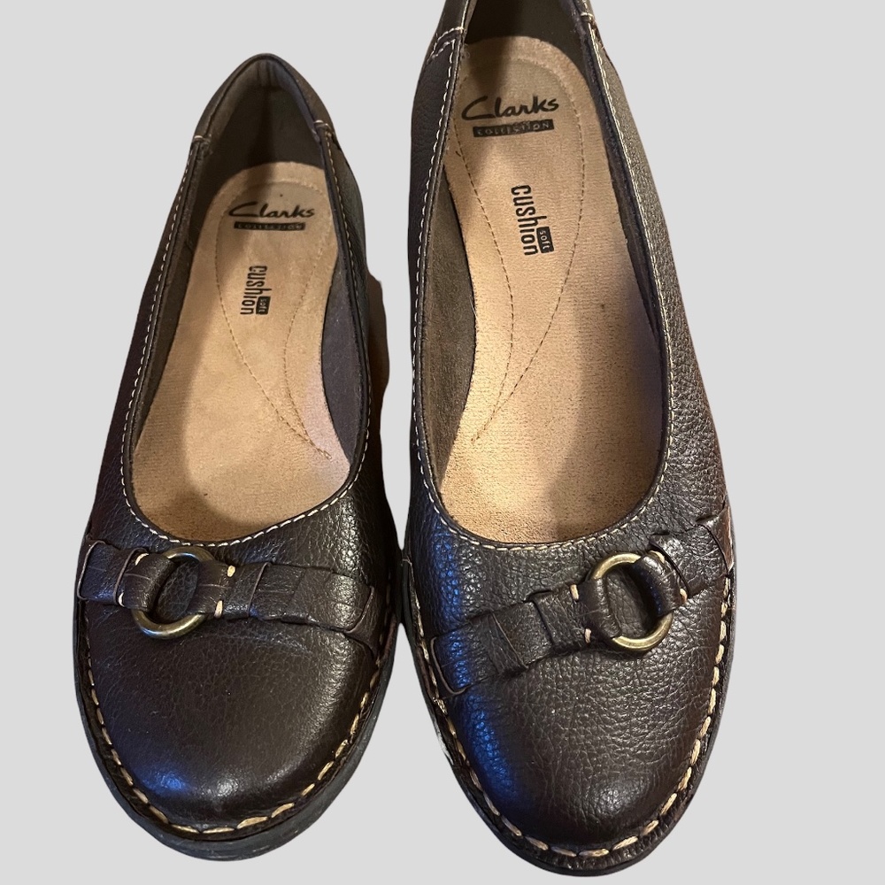 Clarks Collection 26111373 Women BrownLoafer Shoe Size 7.5 M EUR 38 Pre Owned